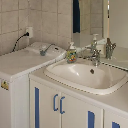 Three-bedroom Holiday In Nykobing M בית נופש
